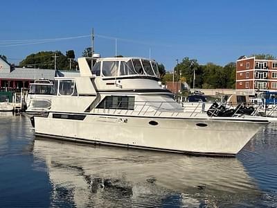 BOATZON | Californian 48 Cockpit Motoryacht 1990