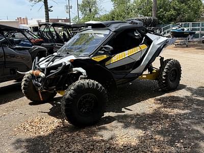 BOATZON | Can-Am® SSV MAV R BASE 77 996NT GY 24 Base 2024 BOATZON | Can-Am® SSV MAV R BASE 77 996NT GY 24 Base 2024