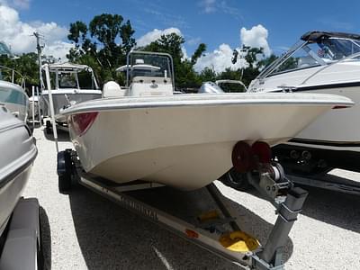 BOATZON | Carolina Skiff DLV Series 198 2015