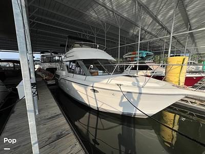 BOATZON | Carver 300 Aft Cabin