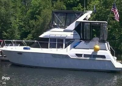 BOATZON | Carver 325 Aft Cabin