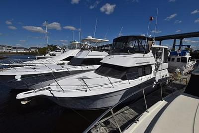 BOATZON | Carver 356 Aft Cabin Motoryacht 1999