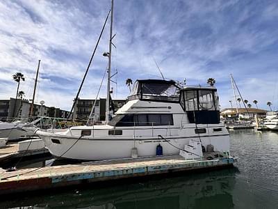 BOATZON | Carver 3607 Aft Cabin Motoryacht