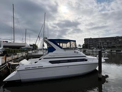 BOATZON | 1993 Carver 380 Santego