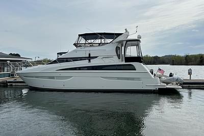 BOATZON | Carver 43 Motor Yacht 2006