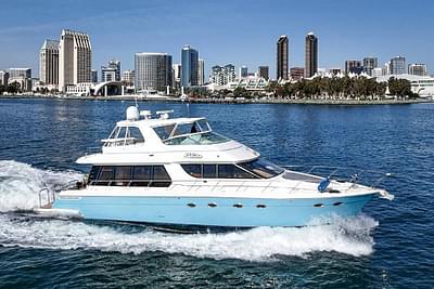 BOATZON | Carver 570 Voyager Pilothouse