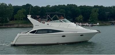 BOATZON | Carver Yachts 36 Mariner 2005