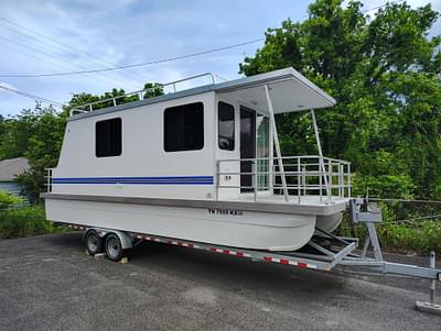 BOATZON | Catamaran Cruisers Lil Hobo 31 2017 BOATZON | Catamaran Cruisers Lil Hobo 31 2017