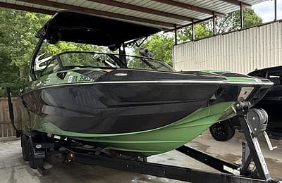 BOATZON | Centurion Fi23 2023