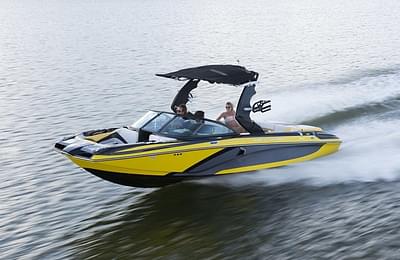 BOATZON | Centurion FS22 2015