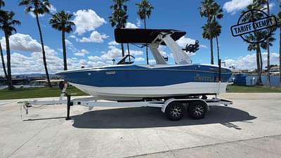 BOATZON | Centurion NV213 2025 BOATZON | Centurion NV213 2025