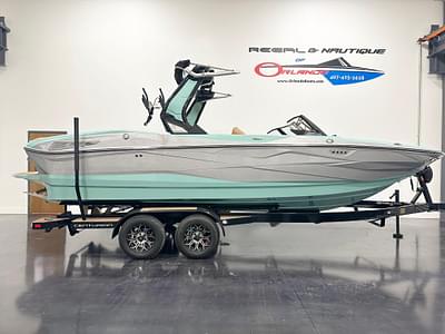 BOATZON | Centurion NV233 2025 BOATZON | Centurion NV233 2025