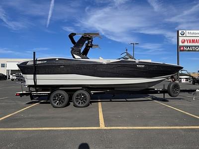 BOATZON | Centurion Nv233 2025