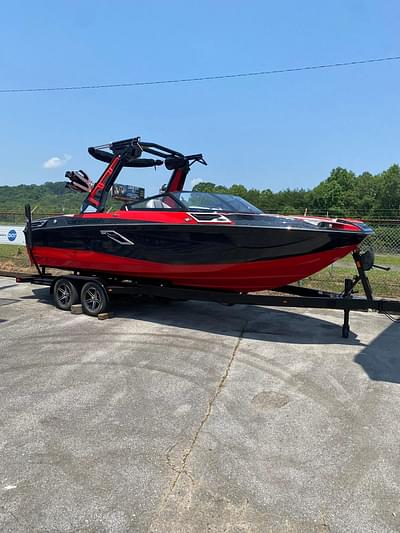 BOATZON | Centurion Ri230 2023