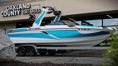 BOATZON | 2021 Centurion Ri245