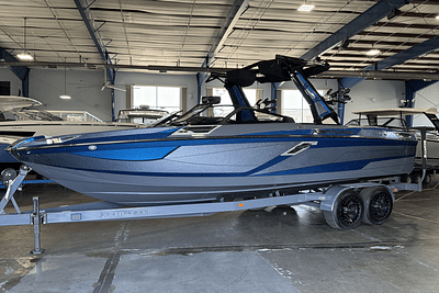BOATZON | Centurion RI245 2023