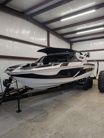 BOATZON | Centurion Ri245 2024 BOATZON | Centurion Ri245 2024