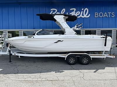 BOATZON | Centurion Ri245 2025 BOATZON | Centurion Ri245 2025