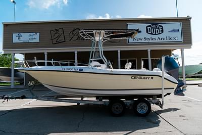 BOATZON | Century 2000 CC 2005 BOATZON | Century 2000 CC 2005