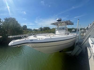 BOATZON | Century 2900 Center Console 2004