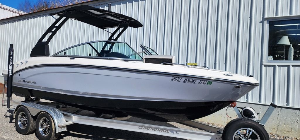 2020 Chaparral 21 Surf - Sold Boat