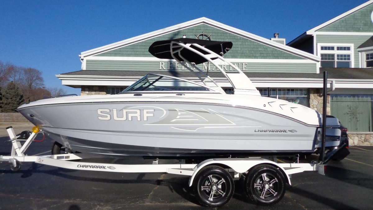 2024 Chaparral 21 Surf - Sold Boat