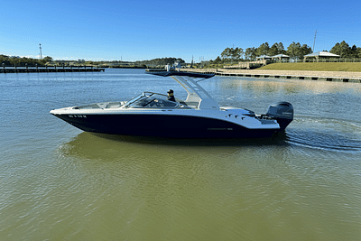 BOATZON | Chaparral 23 DELUXE 2020