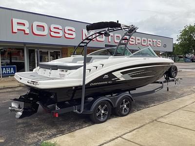 BOATZON | Chaparral 23 SSi 2022