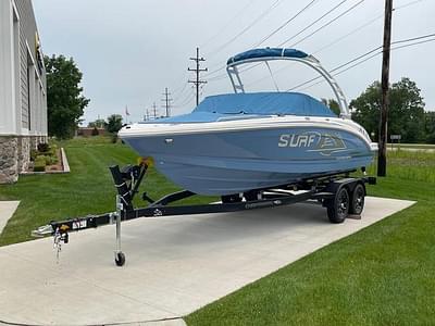 BOATZON | Chaparral 23 Surf 2023
