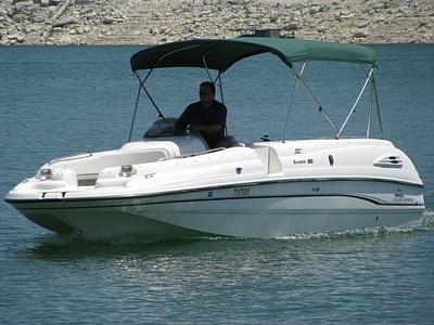 BOATZON | Chaparral 232 Sunesta 1999 BOATZON | Chaparral 232 Sunesta 1999