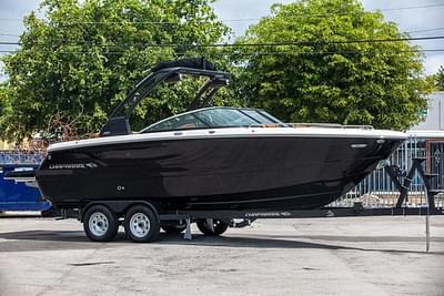 BOATZON | Chaparral 247 SSX BLACK EDITION 2024