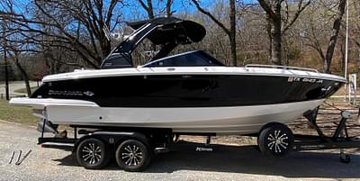 BOATZON | Chaparral 25 SURF 2020 BOATZON | Chaparral 25 SURF 2020