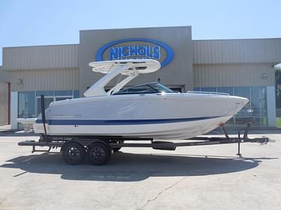 BOATZON | Chaparral 28 Surf 2023