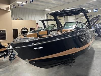 BOATZON | Chaparral 287 SSX 2025