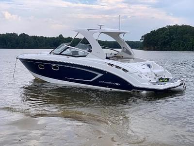 BOATZON | Chaparral 327 SSX 2013