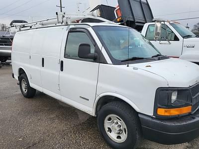 BOATZON | Chevrolet Express Cargo Van 2005