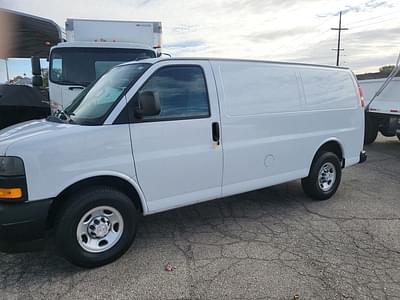 BOATZON | Chevrolet Express Cargo Van 2018