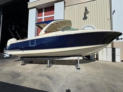 BOATZON | Chris Craft Launch 31 GT 2025