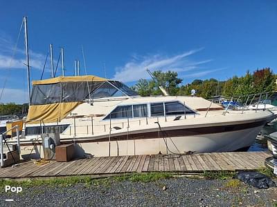 BOATZON | ChrisCraft 381 Catalina