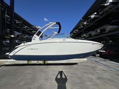 BOATZON | Cobalt Boats R3 Surf 2019 BOATZON | Cobalt Boats R3 Surf 2019