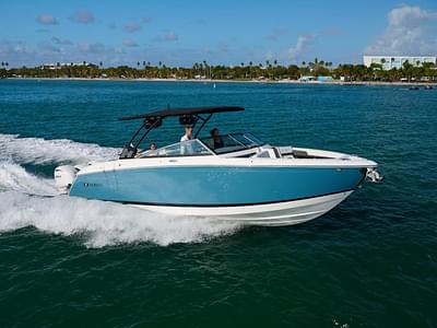 BOATZON | Cobalt Boats R33 Outboard 2026