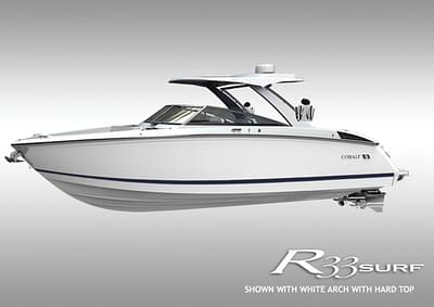 BOATZON | Cobalt Boats R33 Surf 2025