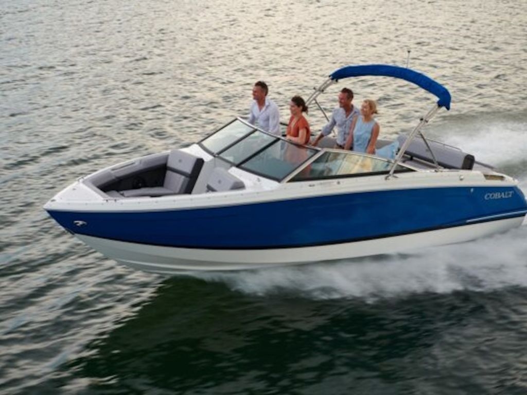 2025 Cobalt Boats R4 - Sold Boat