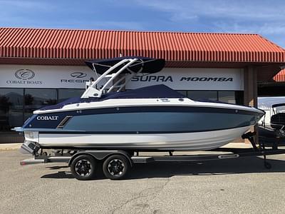 BOATZON | Cobalt Boats R4 Surf 2024 BOATZON | Cobalt Boats R4 Surf 2024