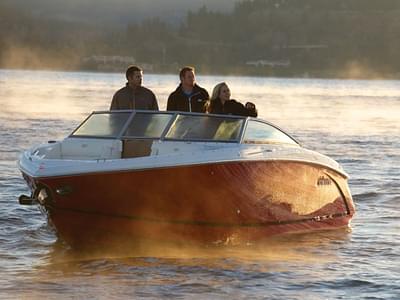 BOATZON | Cobalt Boats R5 2016