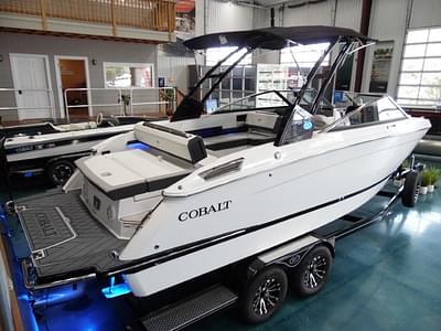 BOATZON | Cobalt Boats R6 2024