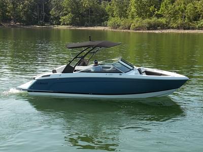 BOATZON | Cobalt Boats R6 2024