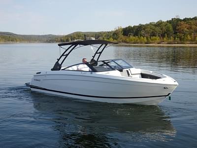 BOATZON | Cobalt Boats R8 2025