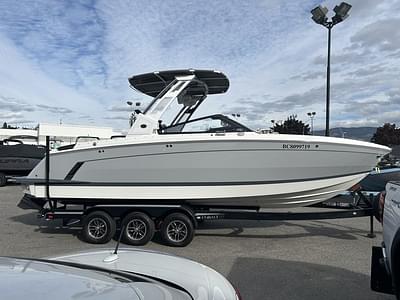 BOATZON | Cobalt Boats R8 Surf 2022 BOATZON | Cobalt Boats R8 Surf 2022