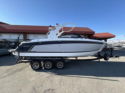 BOATZON | Cobalt Boats R8 Surf 2023 BOATZON | Cobalt Boats R8 Surf 2023